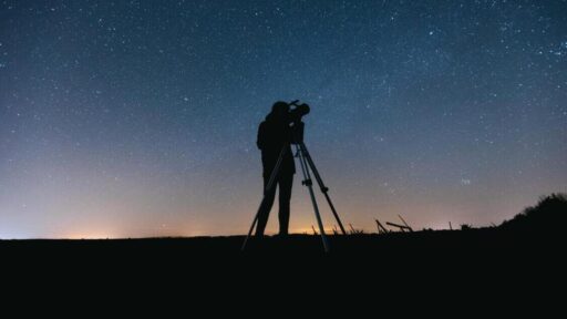 Astronomía, observación con telescopio